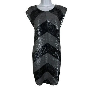 HAUTE HIPPIE sequin cocktail dress relaxed fit size Medium Gray and black NEW